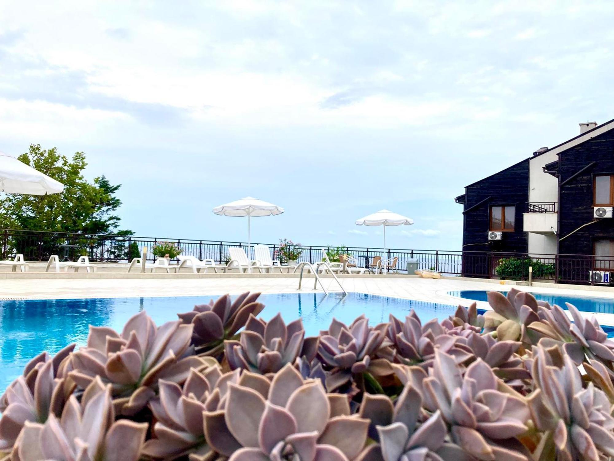Apolon Complex Aparthotel Sozopol Buitenkant foto